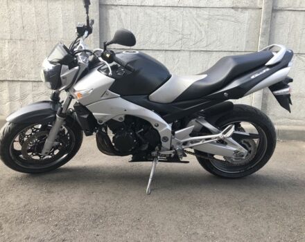 Сузуки GSR 600, объемом двигателя 0.6 л и пробегом 0 тыс. км за 4900 $, фото 2 на Automoto.ua