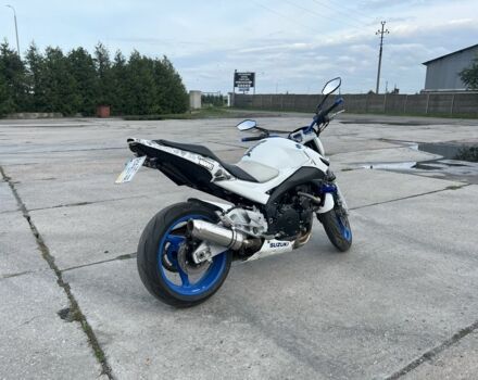Сузукі GSR 600, об'ємом двигуна 0.6 л та пробігом 0 тис. км за 3000 $, фото 8 на Automoto.ua