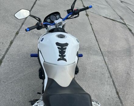 Сузукі GSR 600, об'ємом двигуна 0.6 л та пробігом 0 тис. км за 3000 $, фото 11 на Automoto.ua