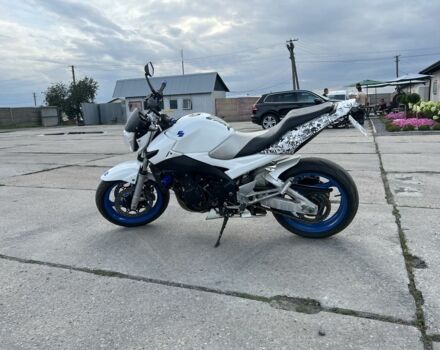 Сузукі GSR 600, об'ємом двигуна 0.6 л та пробігом 0 тис. км за 3000 $, фото 4 на Automoto.ua