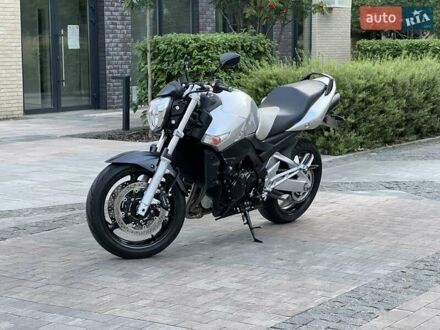 Сузуки GSR 600 2010 в Киеве на Automoto.ua Сузуки GSR 600, объемом двигателя 0.6 л и пробегом 23 тыс. км за 5500 $, фото 1 на Automoto.ua