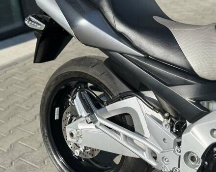 Серый Сузуки GSR 600, объемом двигателя 0.6 л и пробегом 10 тыс. км за 5699 $, фото 13 на Automoto.ua