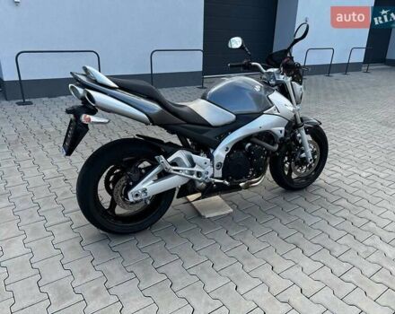 Сірий Сузукі GSR 600, об'ємом двигуна 0 л та пробігом 36 тис. км за 4800 $, фото 5 на Automoto.ua