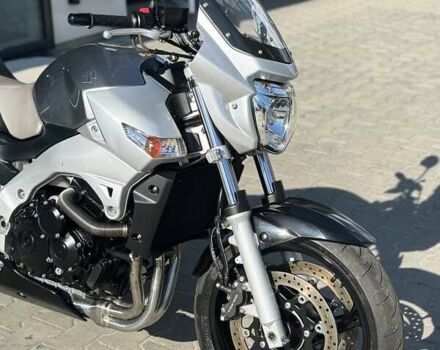 Серый Сузуки GSR 600, объемом двигателя 0.6 л и пробегом 10 тыс. км за 5699 $, фото 12 на Automoto.ua