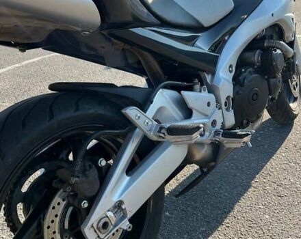 Серый Сузуки GSR 600, объемом двигателя 0.6 л и пробегом 28 тыс. км за 4300 $, фото 4 на Automoto.ua