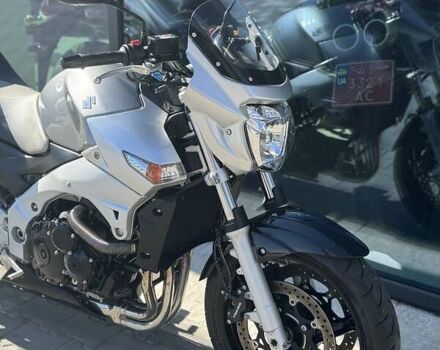 Серый Сузуки GSR 600, объемом двигателя 0.6 л и пробегом 10 тыс. км за 5699 $, фото 26 на Automoto.ua