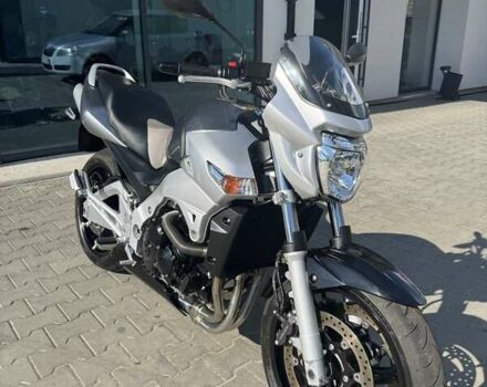 Серый Сузуки GSR 600, объемом двигателя 0.6 л и пробегом 10 тыс. км за 5699 $, фото 3 на Automoto.ua