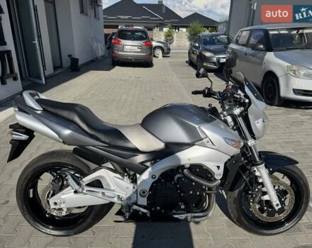 Серый Сузуки GSR 600, объемом двигателя 0.6 л и пробегом 10 тыс. км за 5699 $, фото 9 на Automoto.ua