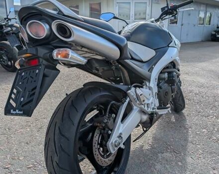 Серый Сузуки GSR 600, объемом двигателя 0.6 л и пробегом 33 тыс. км за 5399 $, фото 5 на Automoto.ua