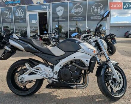 Серый Сузуки GSR 600, объемом двигателя 0.6 л и пробегом 33 тыс. км за 5399 $, фото 4 на Automoto.ua