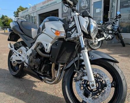 Серый Сузуки GSR 600, объемом двигателя 0.6 л и пробегом 33 тыс. км за 5399 $, фото 3 на Automoto.ua