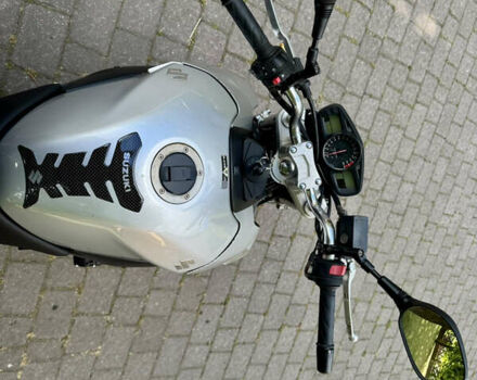 Сірий Сузукі GSR 600, об'ємом двигуна 0.6 л та пробігом 57 тис. км за 4700 $, фото 9 на Automoto.ua