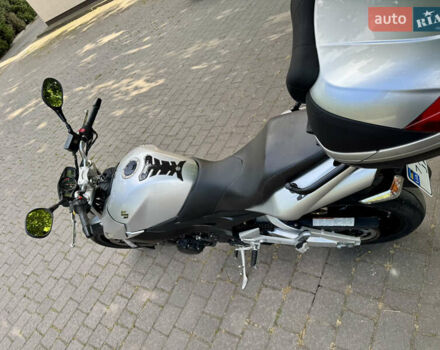 Сірий Сузукі GSR 600, об'ємом двигуна 0.6 л та пробігом 57 тис. км за 4700 $, фото 8 на Automoto.ua