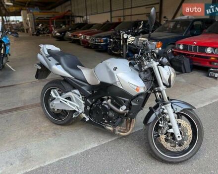 Серый Сузуки GSR 600, объемом двигателя 0.6 л и пробегом 28 тыс. км за 5800 $, фото 5 на Automoto.ua