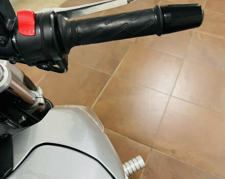 Серый Сузуки GSR 600, объемом двигателя 0.6 л и пробегом 28 тыс. км за 5800 $, фото 20 на Automoto.ua