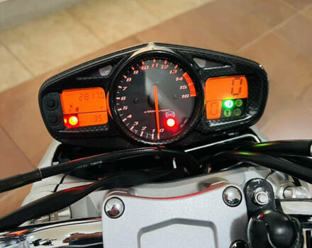 Серый Сузуки GSR 600, объемом двигателя 0.6 л и пробегом 28 тыс. км за 5800 $, фото 16 на Automoto.ua