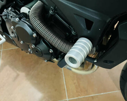 Серый Сузуки GSR 600, объемом двигателя 0.6 л и пробегом 28 тыс. км за 5800 $, фото 8 на Automoto.ua