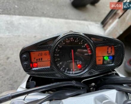 Серый Сузуки GSR 600, объемом двигателя 0.6 л и пробегом 28 тыс. км за 5800 $, фото 11 на Automoto.ua