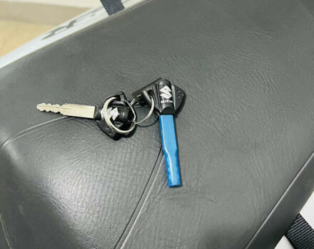 Серый Сузуки GSR 600, объемом двигателя 0.6 л и пробегом 28 тыс. км за 5800 $, фото 22 на Automoto.ua