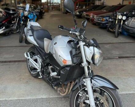 Серый Сузуки GSR 600, объемом двигателя 0.6 л и пробегом 28 тыс. км за 5800 $, фото 4 на Automoto.ua