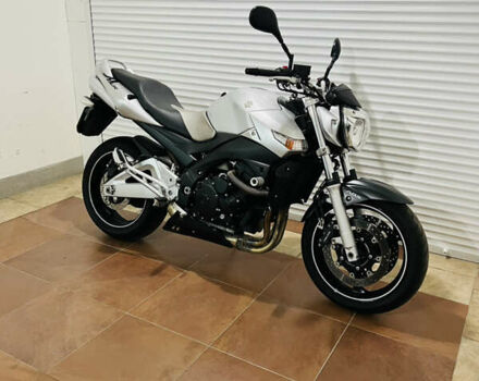 Серый Сузуки GSR 600, объемом двигателя 0.6 л и пробегом 28 тыс. км за 5800 $, фото 27 на Automoto.ua