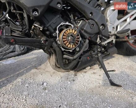 Серый Сузуки GSR 600, объемом двигателя 0.6 л и пробегом 25 тыс. км за 1500 $, фото 5 на Automoto.ua