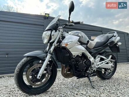 Сузукі GSR 600 2006 у Дніпро (Дніпропетровську) на Automoto.ua Сірий Сузукі GSR 600, об'ємом двигуна 0.6 л та пробігом 36 тис. км за 4700 $, фото 1 на Automoto.ua