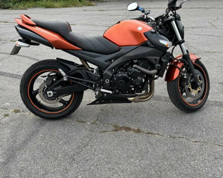 Оранжевый Сузуки GSR 600, объемом двигателя 0.6 л и пробегом 43 тыс. км за 5000 $, фото 4 на Automoto.ua