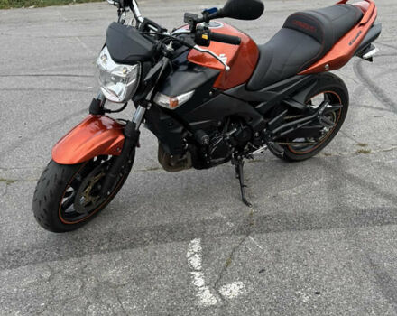 Оранжевый Сузуки GSR 600, объемом двигателя 0.6 л и пробегом 43 тыс. км за 5000 $, фото 9 на Automoto.ua