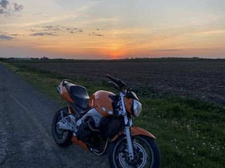 Сузукі GSR 600 2009 у Чортків на Automoto.ua Помаранчевий Сузукі GSR 600, об'ємом двигуна 0 л та пробігом 20 тис. км за 1800 $, фото 1 на Automoto.ua