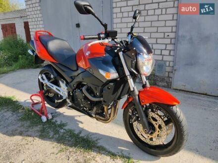Сузуки GSR 600 2009 в Кременчуге на Automoto.ua Оранжевый Сузуки GSR 600, объемом двигателя 0.6 л и пробегом 30 тыс. км за 5999 $, фото 1 на Automoto.ua