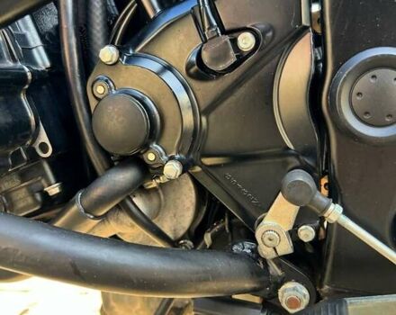 Белый Сузуки GSR 750, объемом двигателя 0 л и пробегом 27 тыс. км за 4444 $, фото 18 на Automoto.ua