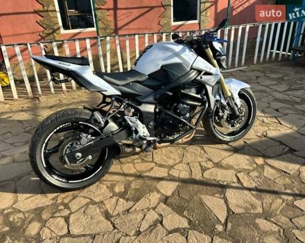 Белый Сузуки GSR 750, объемом двигателя 0 л и пробегом 27 тыс. км за 4444 $, фото 14 на Automoto.ua