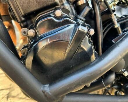 Белый Сузуки GSR 750, объемом двигателя 0 л и пробегом 27 тыс. км за 4444 $, фото 17 на Automoto.ua