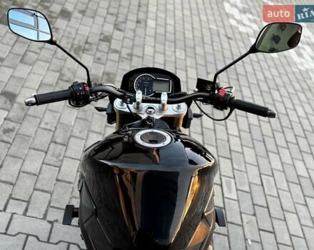 Черный Сузуки GSR 750, объемом двигателя 0.75 л и пробегом 24 тыс. км за 6999 $, фото 10 на Automoto.ua