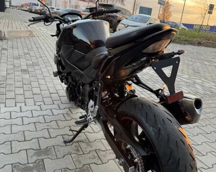 Черный Сузуки GSR 750, объемом двигателя 0.75 л и пробегом 24 тыс. км за 6999 $, фото 6 на Automoto.ua