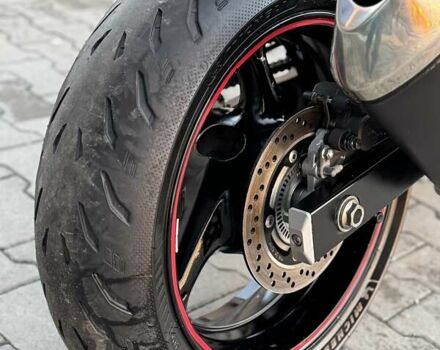 Черный Сузуки GSR 750, объемом двигателя 0.75 л и пробегом 24 тыс. км за 6999 $, фото 21 на Automoto.ua