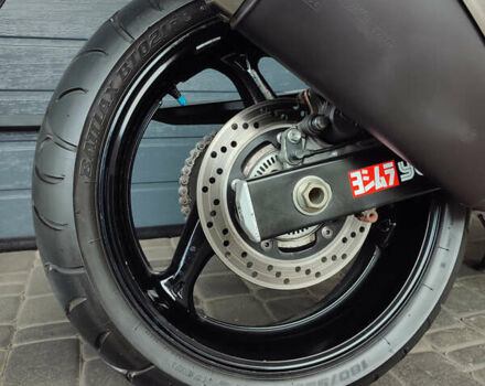 Черный Сузуки GSR 750, объемом двигателя 0.75 л и пробегом 27 тыс. км за 7000 $, фото 10 на Automoto.ua