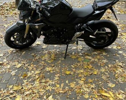 Чорний Сузукі GSR 750, об'ємом двигуна 0.75 л та пробігом 17 тис. км за 8500 $, фото 9 на Automoto.ua