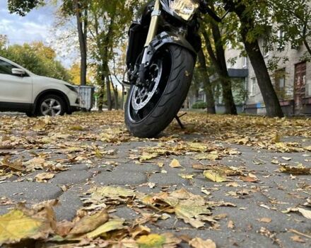 Чорний Сузукі GSR 750, об'ємом двигуна 0.75 л та пробігом 17 тис. км за 8500 $, фото 3 на Automoto.ua