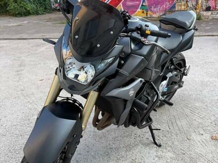 Сузуки GSR 750 2016 в Киеве на Automoto.ua Черный Сузуки GSR 750, объемом двигателя 0.75 л и пробегом 31 тыс. км за 8100 $, фото 1 на Automoto.ua