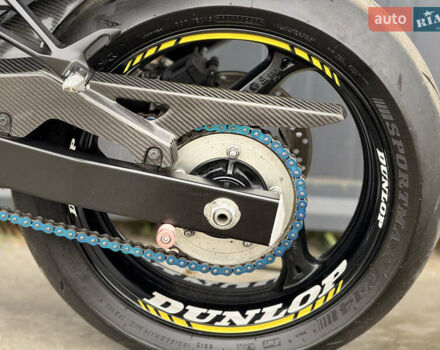 Сузуки GSR 750, объемом двигателя 0.75 л и пробегом 14 тыс. км за 7600 $, фото 11 на Automoto.ua