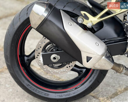 Сузуки GSR 750, объемом двигателя 0.75 л и пробегом 18 тыс. км за 7300 $, фото 12 на Automoto.ua