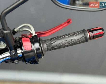 Сузуки GSR 750, объемом двигателя 0.75 л и пробегом 14 тыс. км за 7600 $, фото 12 на Automoto.ua