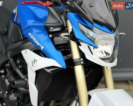 Сузуки GSR 750, объемом двигателя 0.75 л и пробегом 14 тыс. км за 7600 $, фото 16 на Automoto.ua