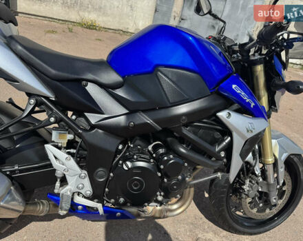 Сузуки GSR 750, объемом двигателя 0 л и пробегом 18 тыс. км за 7100 $, фото 10 на Automoto.ua
