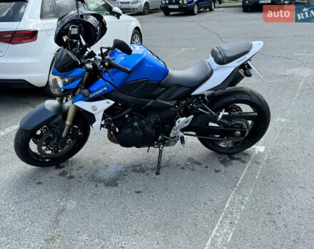 Сузуки GSR 750, объемом двигателя 0.75 л и пробегом 22 тыс. км за 7400 $, фото 5 на Automoto.ua