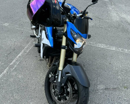 Сузуки GSR 750, объемом двигателя 0.75 л и пробегом 22 тыс. км за 7400 $, фото 4 на Automoto.ua