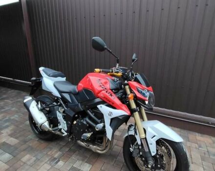 Сузуки GSR 750, объемом двигателя 0.75 л и пробегом 9 тыс. км за 8200 $, фото 8 на Automoto.ua