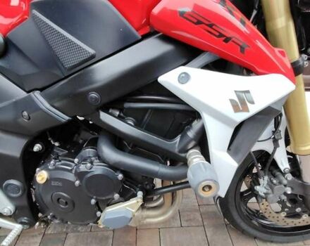 Сузуки GSR 750, объемом двигателя 0.75 л и пробегом 9 тыс. км за 8200 $, фото 3 на Automoto.ua